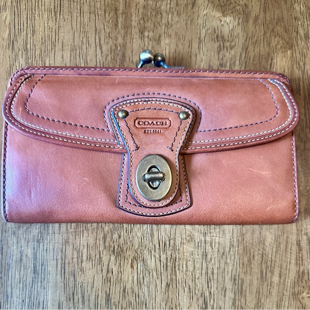 Vintage Coach Legacy Gigi wallet